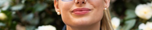 Femme portant des lunettes LAMARCA